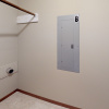 600-South-Russell-B-Laundry
